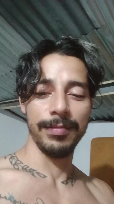 Guiorey live cam on Cam4