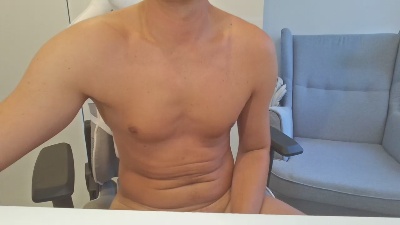 Gumis30 live cam on Cam4
