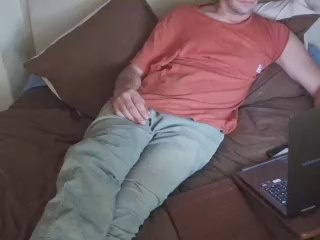 GuoGuo7 live cam on Cam4