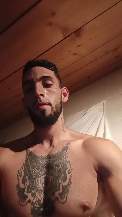 Gush_96 live cam on Cam4