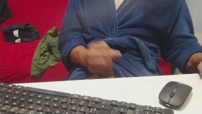 Gustavorweb live cam on Cam4
