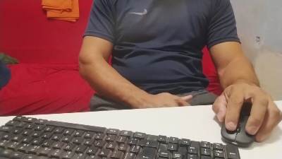 Gustavorweb live cam on Cam4