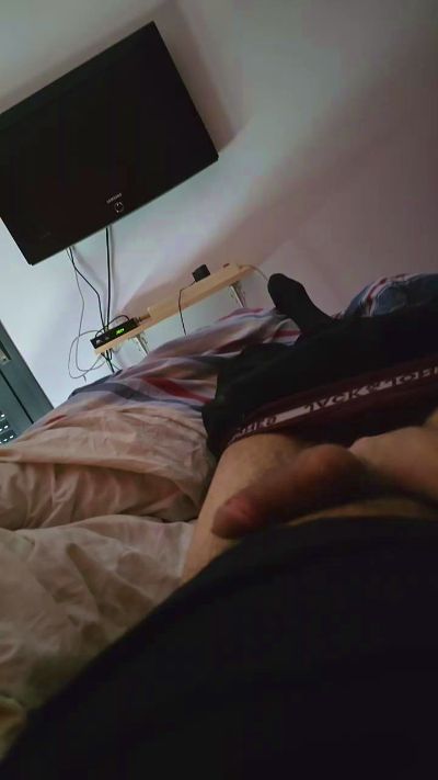 Profile and Statistics for Gusy2710 on Cam4