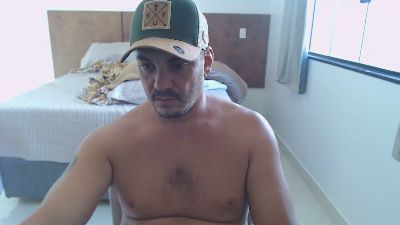 Guto_DF_Casais live cam on Cam4