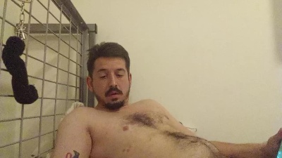 GutsXbsk live cam on Cam4