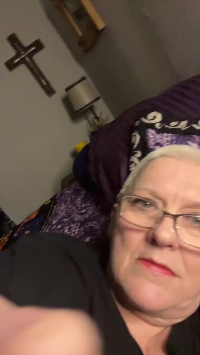 Gutta254_ live female webcam from United States