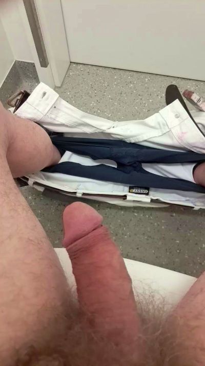 Gutte22 live cam on Cam4