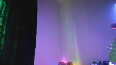 GuyST live cam on Cam4