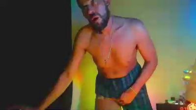 GuyST live cam on Cam4