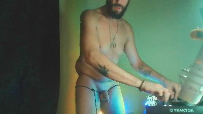 GuyST live cam on Cam4