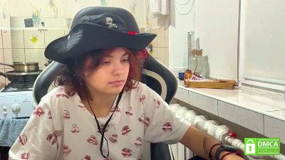 GwendaDesilva live cam on Cam4
