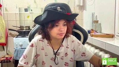 GwendaDesilva live cam on Cam4