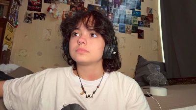 GwendaDesilva live cam on Cam4