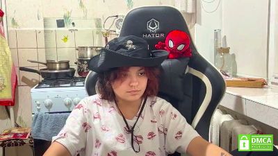 GwendaDesilva live cam on Cam4