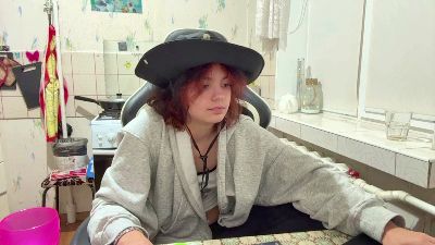 GwendaDesilva live cam on Cam4