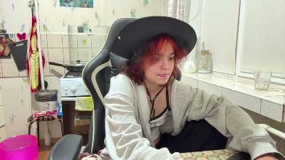 GwendaDesilva live cam on Cam4