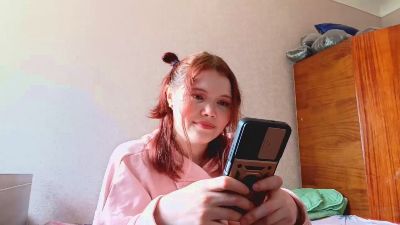 GwennHobby live cam on Cam4