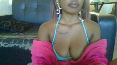 Gyalemasquee live cam on Cam4