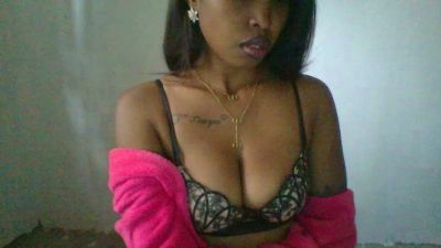 Gyalemasquee live cam on Cam4