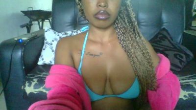 Gyalemasquee live cam on Cam4