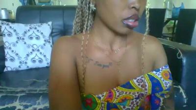 Gyalemasquee live cam on Cam4