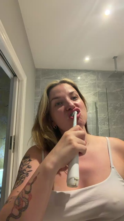Gymbrat live cam on Cam4