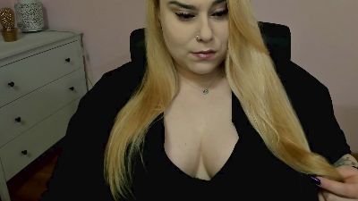 HAILEY4uu live cam on Cam4