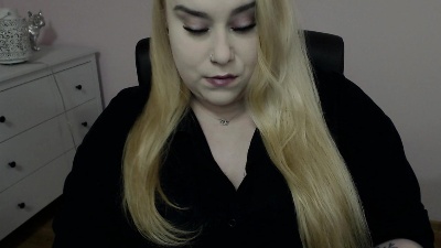 HAILEY4uu live cam on Cam4