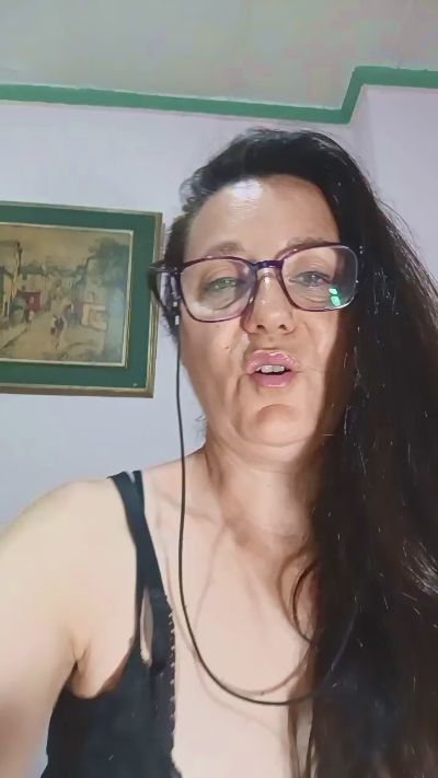 HAIRY_PUSSY_fr live cam on Cam4