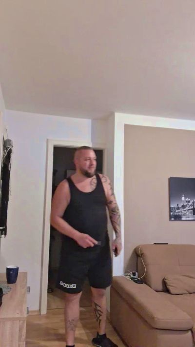 HAMC81CHIEMSEE live cam on Cam4