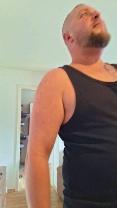 HAMC81CHIEMSEE live cam on Cam4