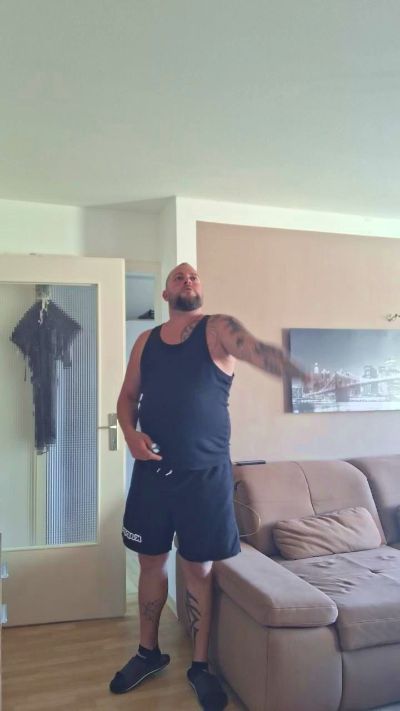 HAMC81CHIEMSEE live cam on Cam4