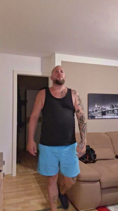 HAMC81CHIEMSEE live cam on Cam4