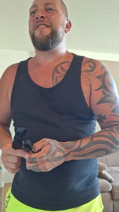 HAMC81CHIEMSEE live cam on Cam4