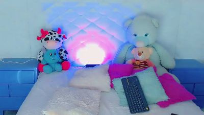 HANNA_QUEEN9 live cam on Cam4