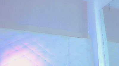 HANNA_QUEEN9 live cam on Cam4