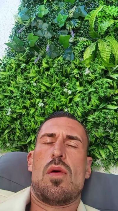 HECTOrr1r1 live cam on Cam4