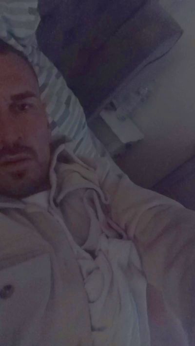 HECTOrr1r1 live cam on Cam4