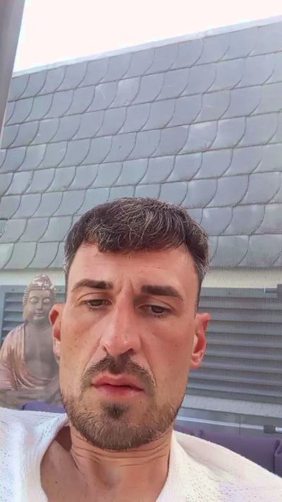 HECTOrr1r1 live cam on Cam4