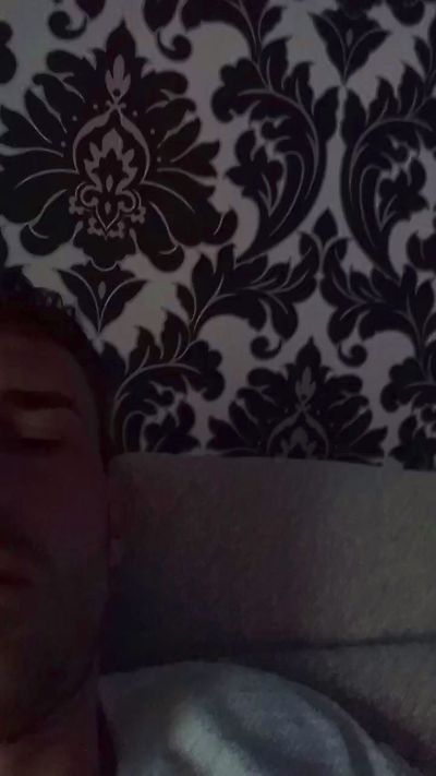 HECTOrr1r1 live cam on Cam4