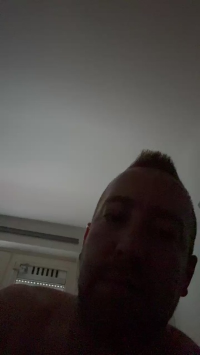 HHHotie live cam on Cam4