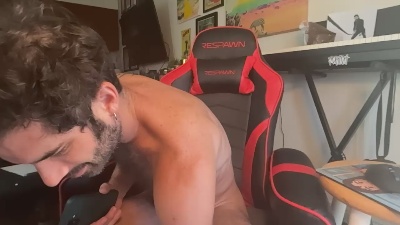 HHScritch live cam on Cam4