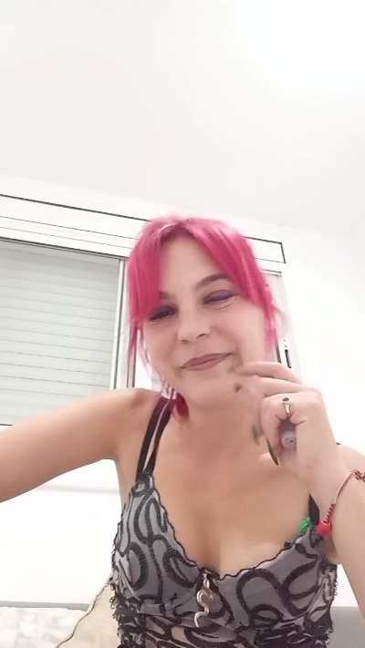 HOTLaunch live cam on Cam4