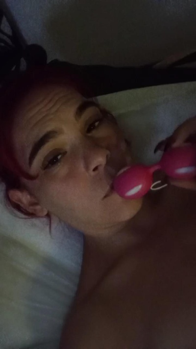 HOTLaunch live cam on Cam4