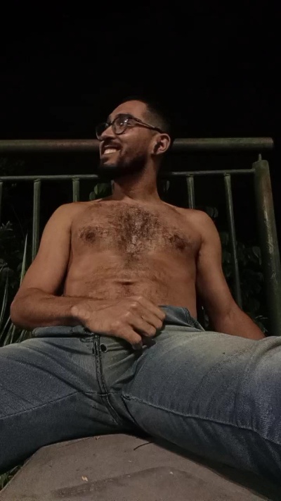 HShotsmilegyn live cam on Cam4