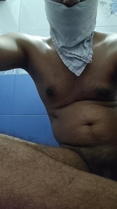 Haaary2022 live cam on Cam4
