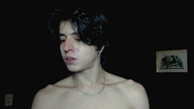 Hades_under1 live cam on Cam4