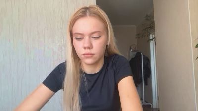 HaileyMillea live cam on Cam4