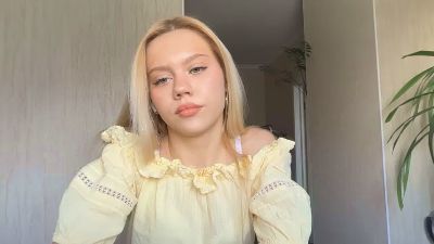 HaileyMillea live cam on Cam4