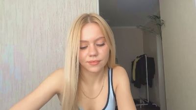 HaileyMillea live cam on Cam4